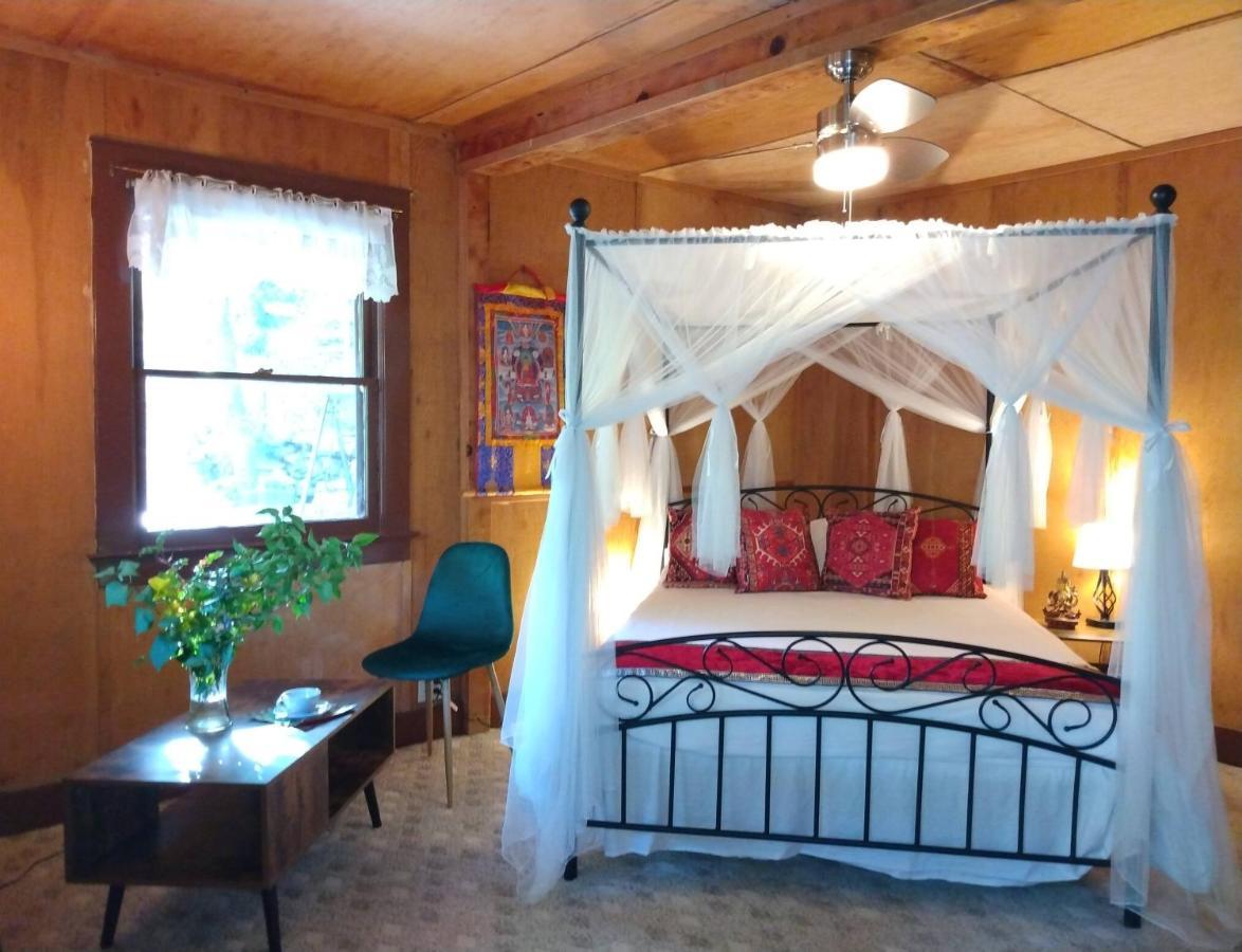 Quiet Mind Lodge, Spa & Retreat Sequoias Kernville Exterior photo